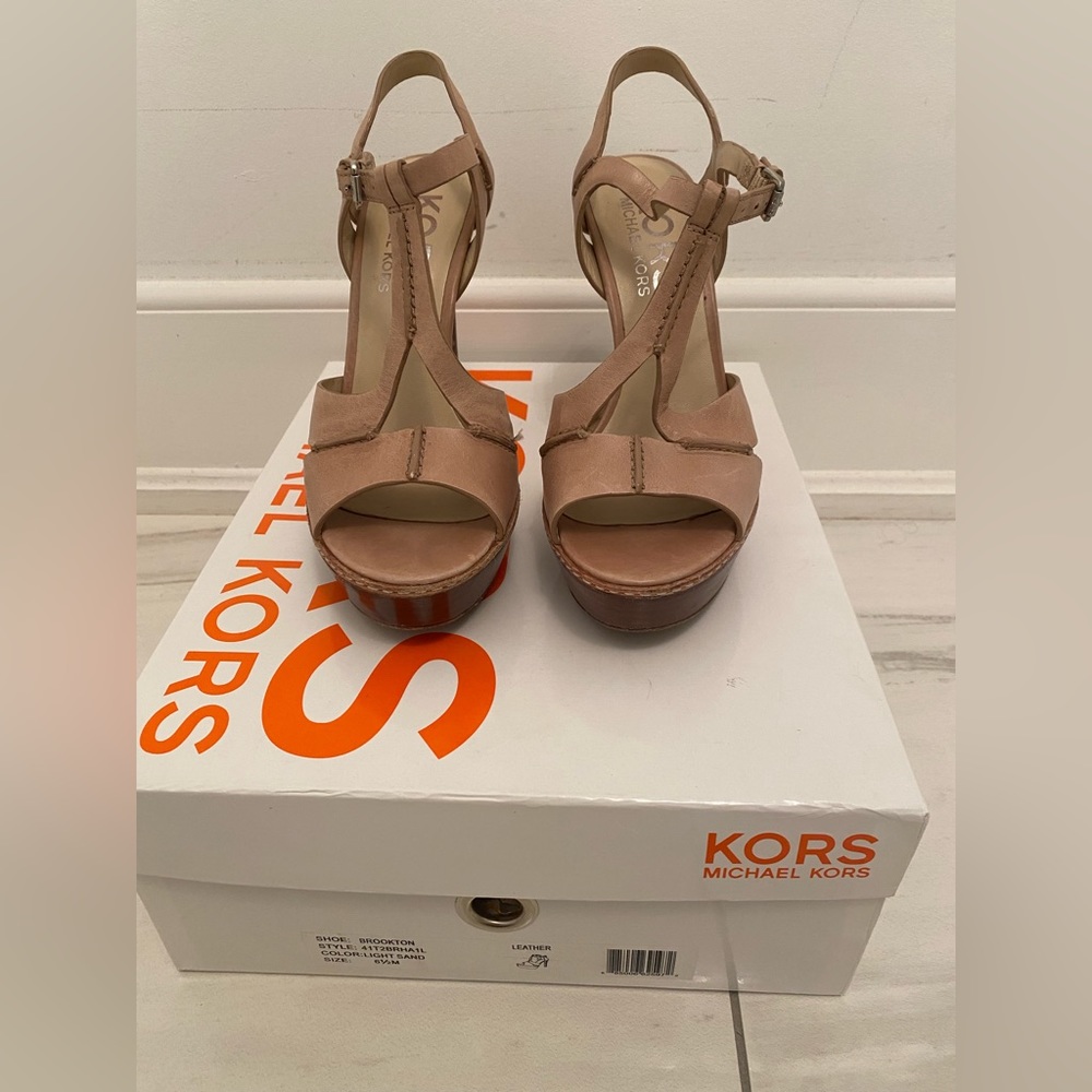 Michael Kors heels sandals 6.5 Brockton